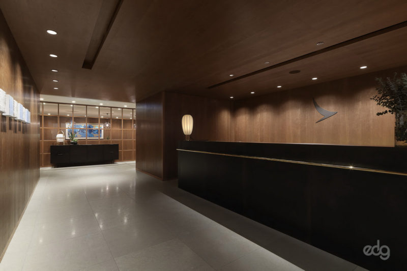 Cathay Pacific Airways Taoyuan International  Airport First/Business Class Lounges